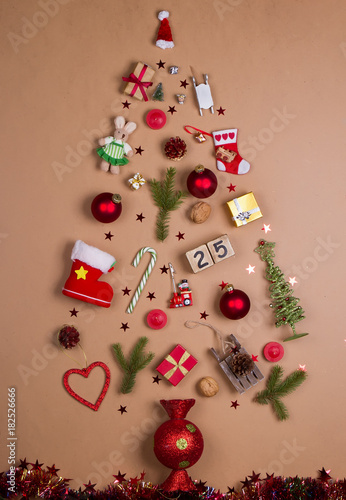 Christmas objects organized as christmas tree