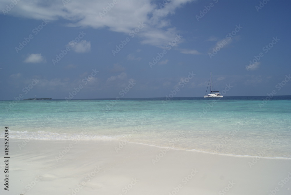 Sailing Maldives