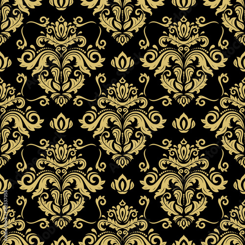 Classic seamless vector pattern. Traditional orient ornament. Classic vintage black and golden background