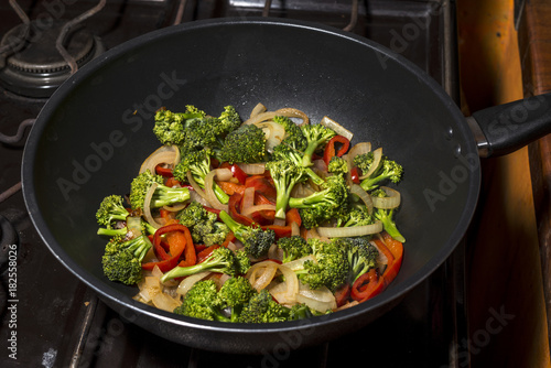 Broccoli, onion and pepper