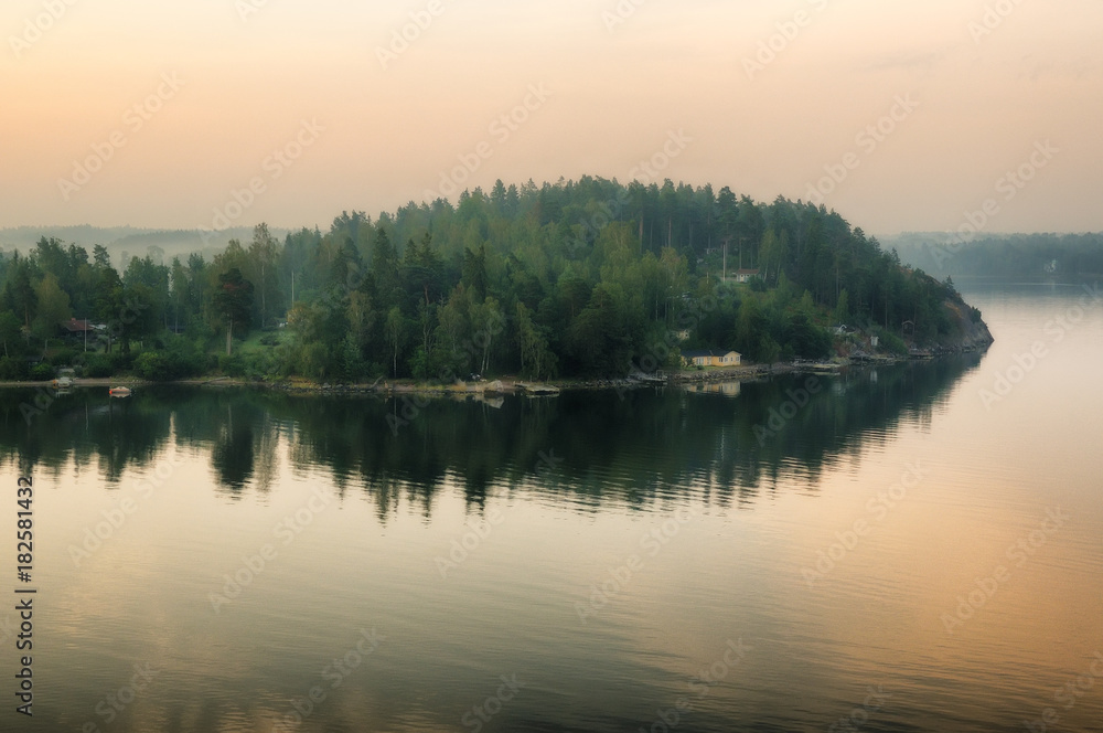 Fototapeta premium Island. foggy morning on the islands
