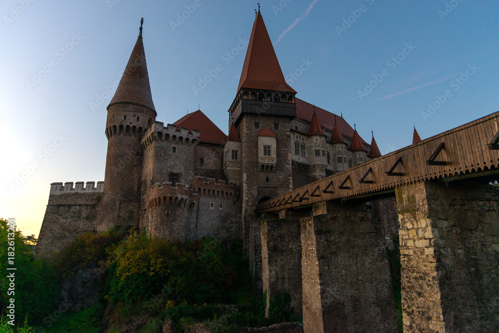 Corvinesti castle at the sunrise