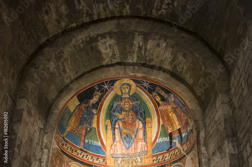 Fresken in einer Romanischen Kirche im Valle de Boi in den Spanischen Pyrenäen