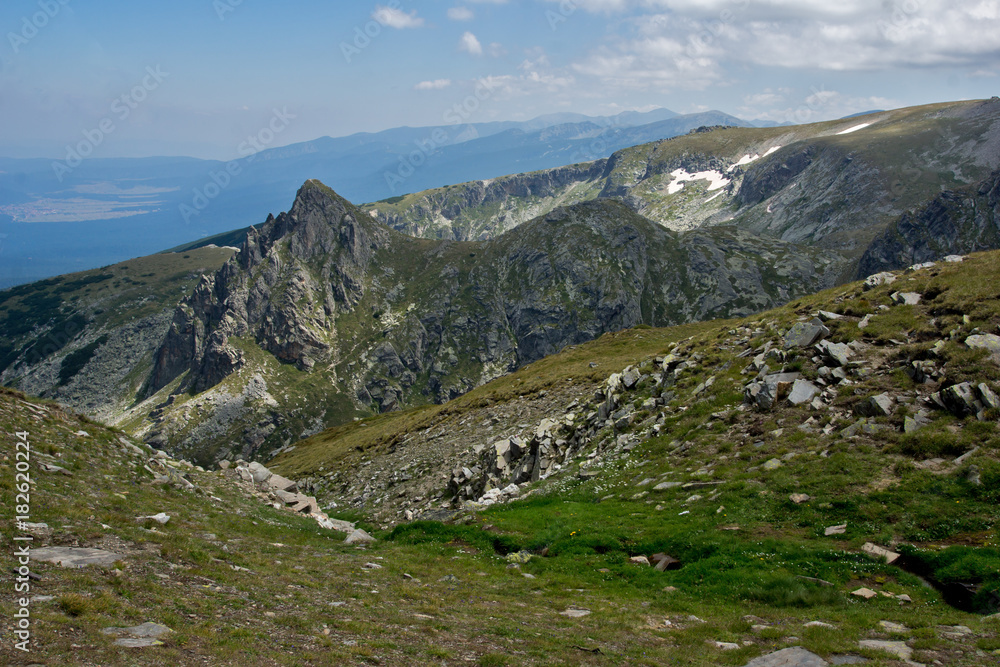 Fototapeta premium Amazing Panoramic Landscape near The Seven Rila Lakes, Bulgaria