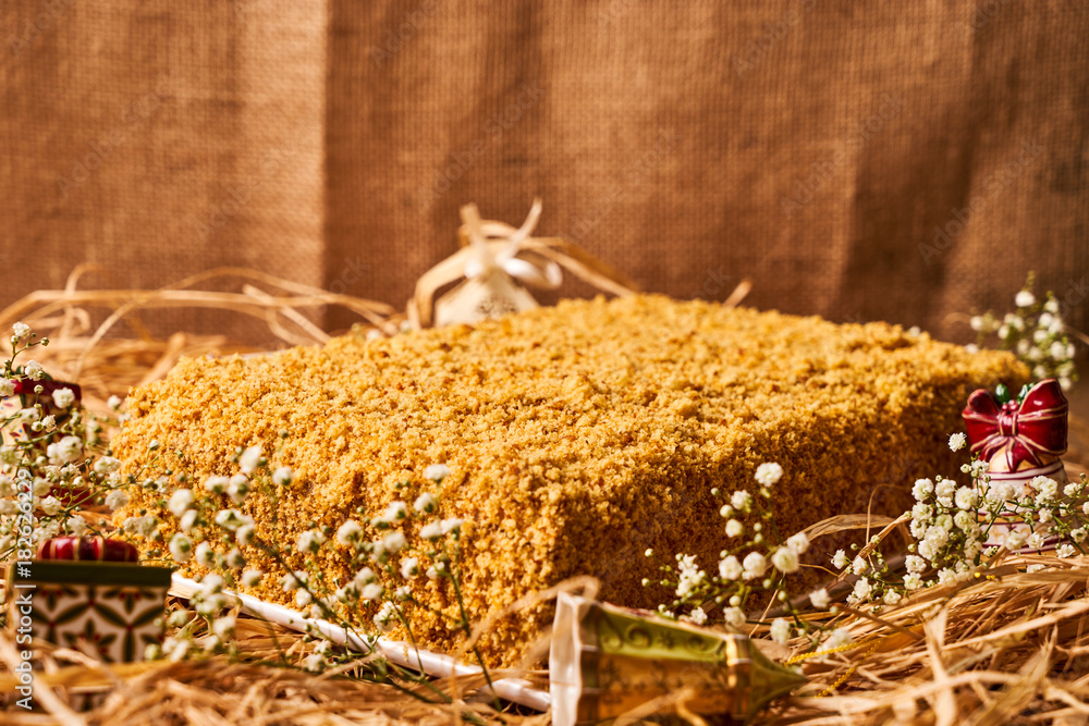 Delicious layered honey cake with sour cream Delicious layered honey cake with sour cream