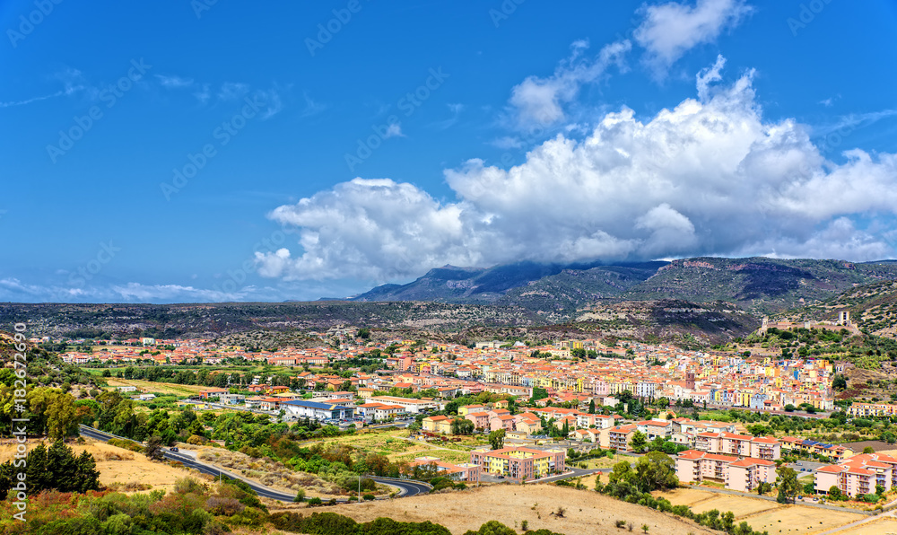 Bosa Stadt Sardinien Insel  Landschaft