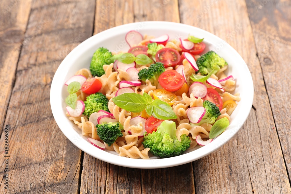 pasta salad with vegetable pasta salad with vegetable