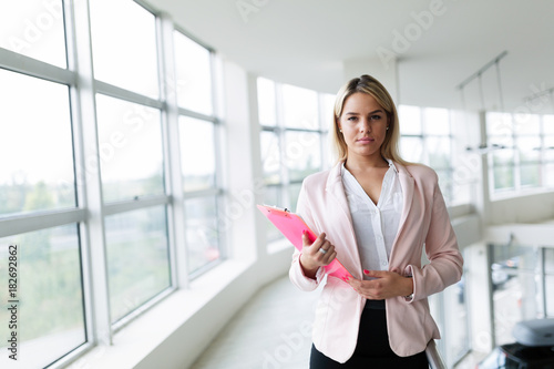 Free Download Picture of professional salesperson working in car dealership - GFXLoad