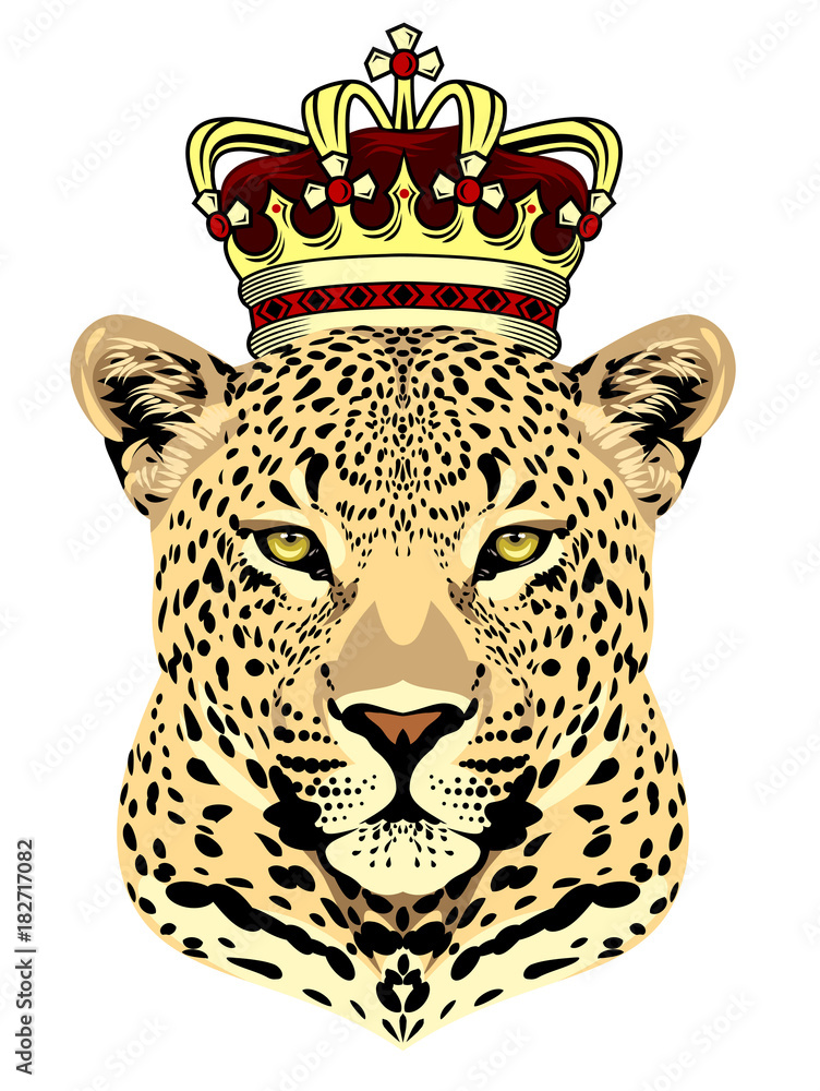 Fototapeta premium Portrait of a leopard in a crown