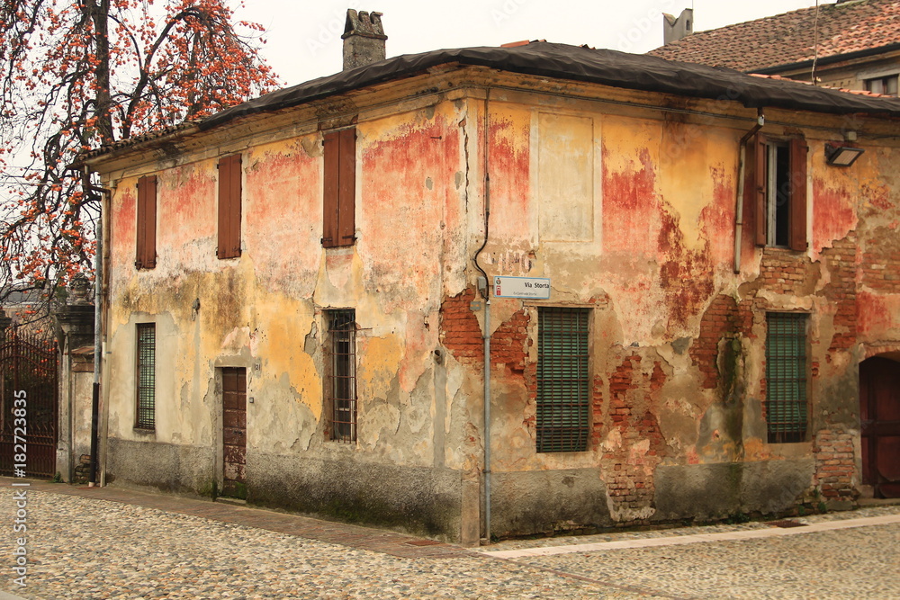 Borgo di Castelponzone nel cremonese Borgo di Castelponzone nel cremonese