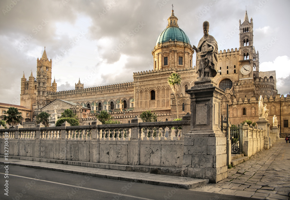 Cathedral of Palermo, in the heart of the city