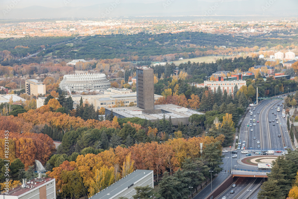 Fototapeta premium Autumnal views of Madrid from the viewpoint of the Moncla Lighthouse