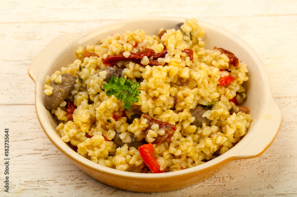 Bulgur with chicken hearts Bulgur with chicken hearts