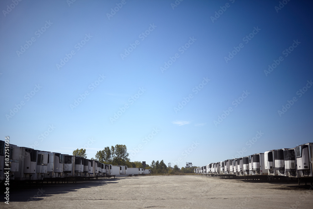 Obraz premium Multiple trailers for long distance haulage