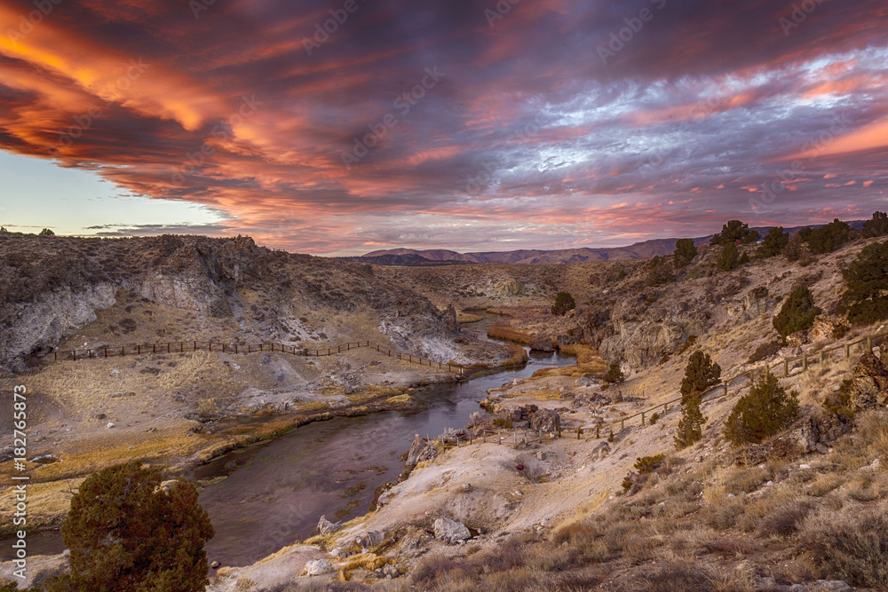 Obraz premium Route 395 Sunset