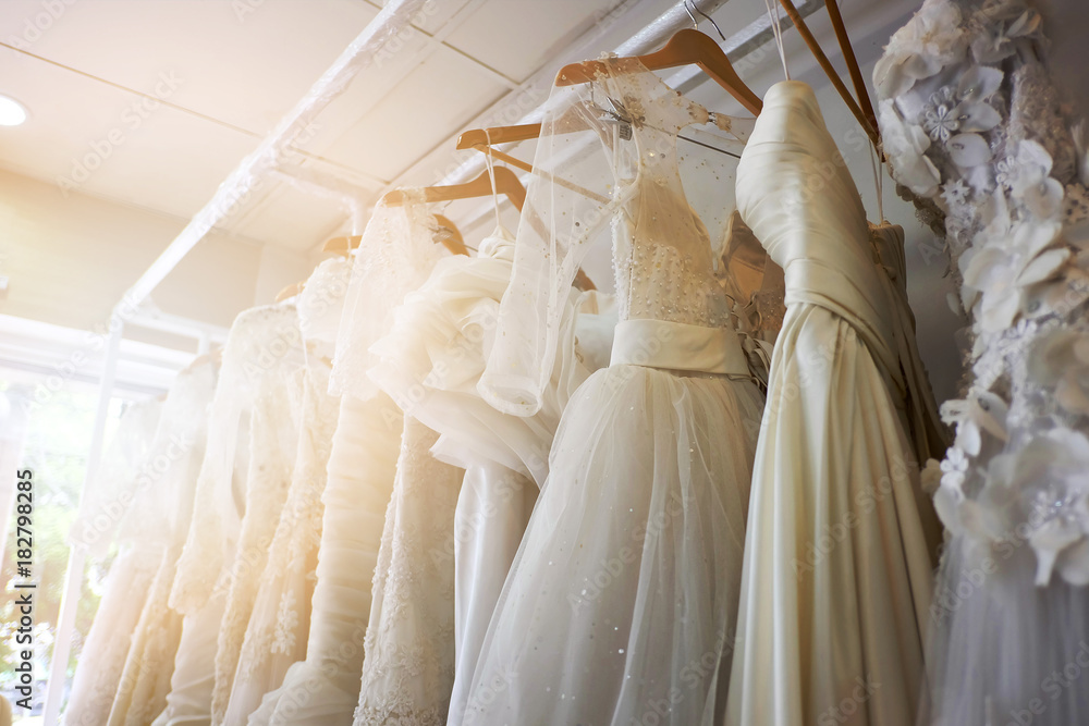 Ταπετσαρία Beautiful bridal dress on hangers