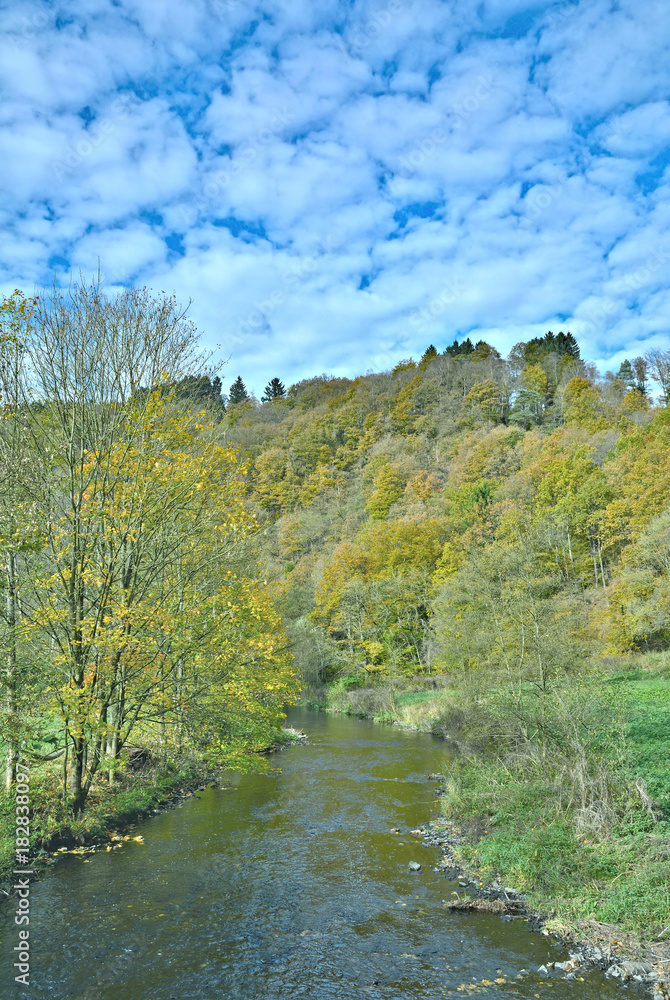 die Wupper im Bergischen Land bei Solingen,Nordrhein-Westfalen,Deutschland