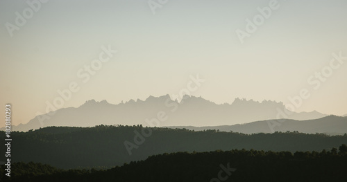 Montserrat i paisatge © XeviCollado