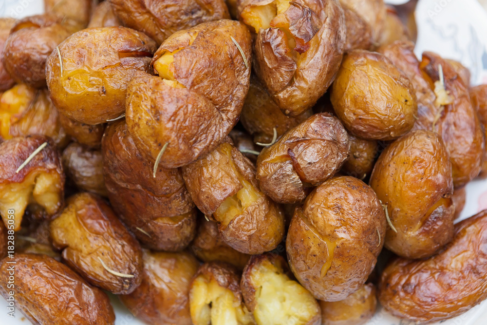 Roasted Baby Potatoes with Herbs