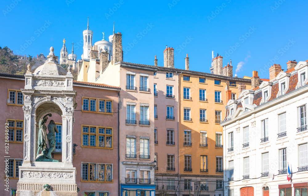Arhitectures in the old town of Lyon