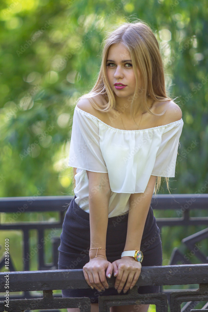 Naklejka premium Stylish young blonde woman