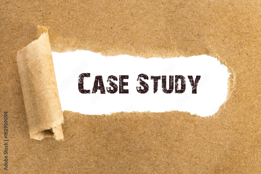Obraz na plátně The text Case Study appearing behind torn brown paper
