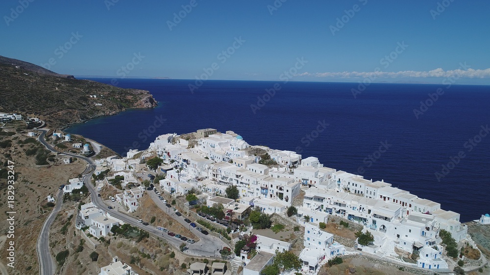 Grèce Cyclades île de Sifnos Kastro vue du ciel