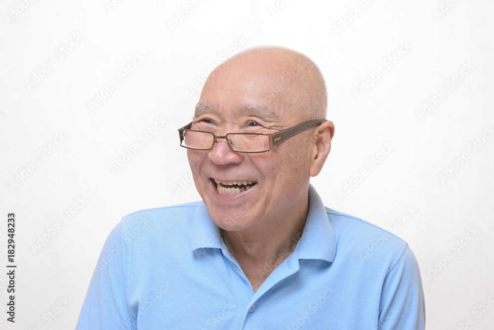 笑顔の日本人シニア 笑顔の日本人シニア