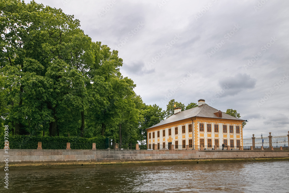 Fototapeta premium Petersburg, Russia - June 30, 2017: Beautiful building on the bank of the Neva River.