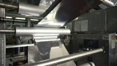 The conveyor automatic lines for the production of ice cream