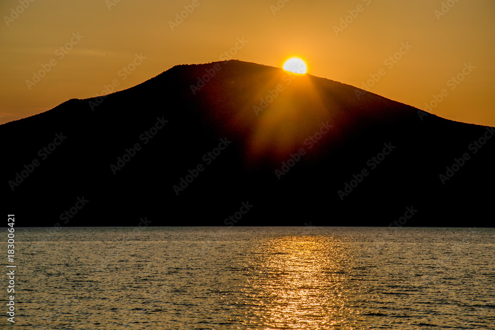 Fototapeta premium sunset at the sea