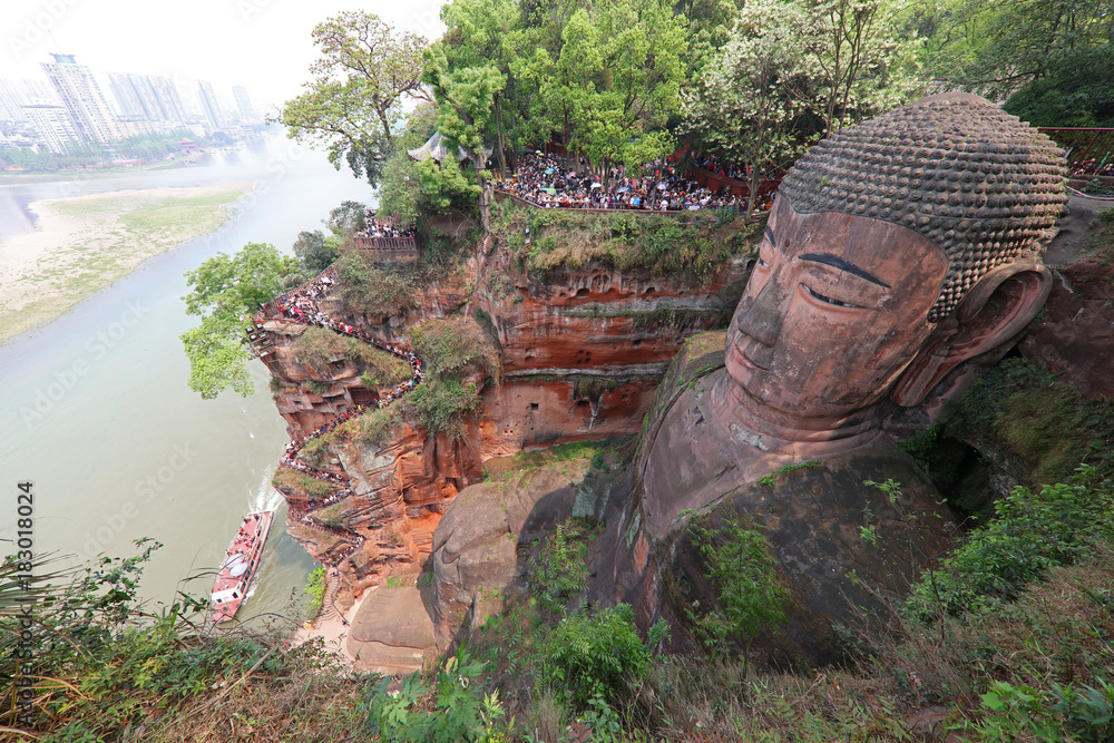 Fotografie Buda Gigante de Leshan, China