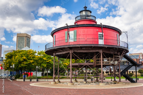Seven Foot Knoll Lighthouse in Baltimore, MD, under Blue Sky with Clouds in Autumn