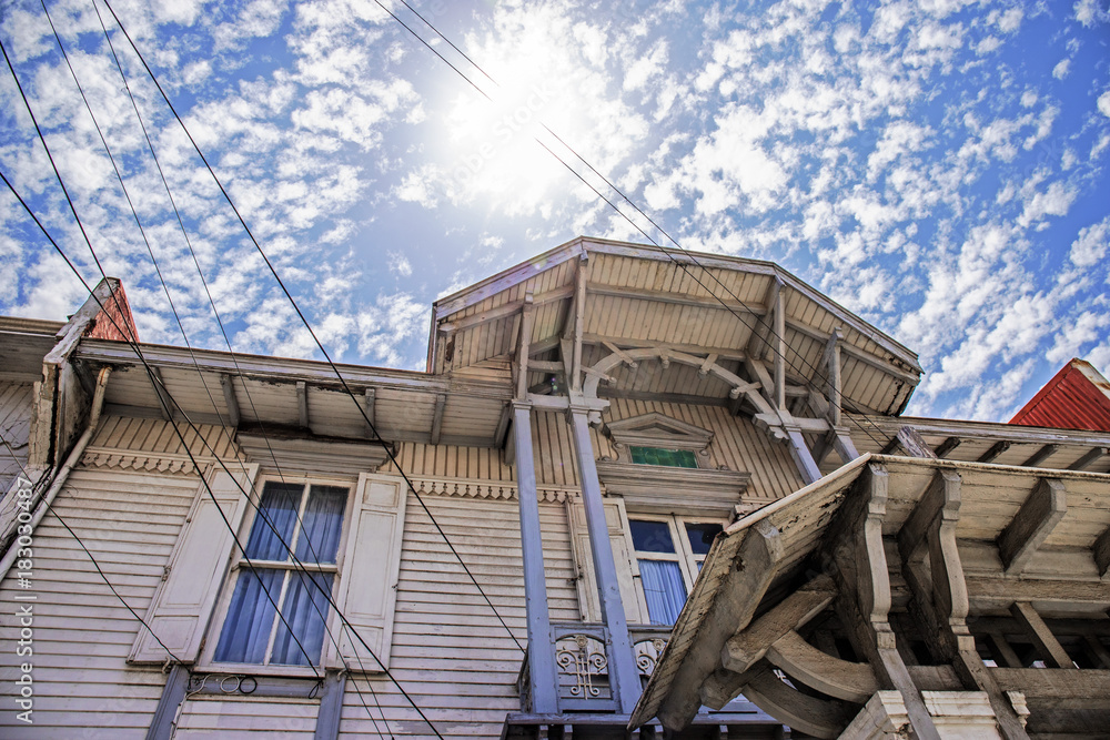 pacific chili seagull streetart valparaiso house sky sun south america pacific chili seagull streetart valparaiso house sky sun south america
