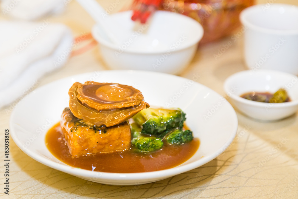 Braised abalone with broccoli and beancurd, premium expensive Chinese delicacy