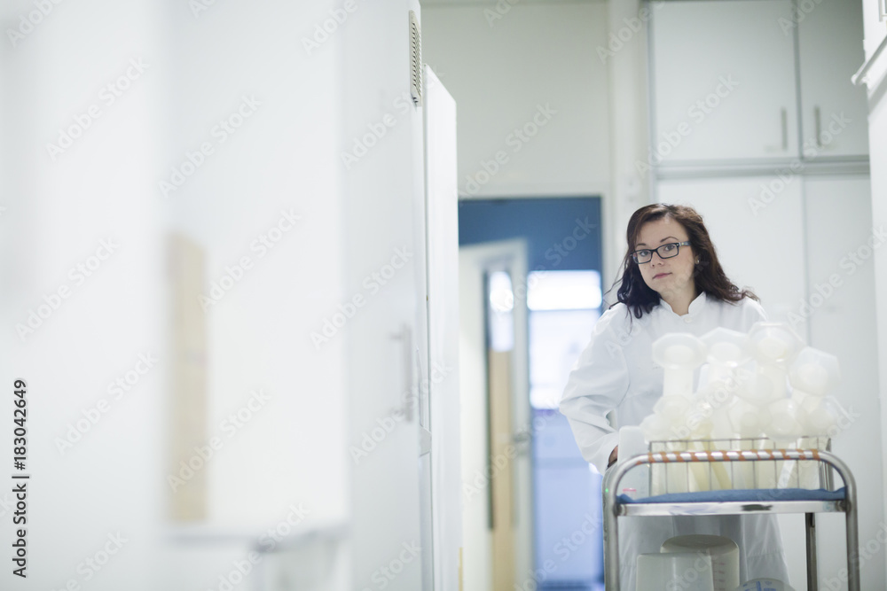 Female scientist working in a laboratory.