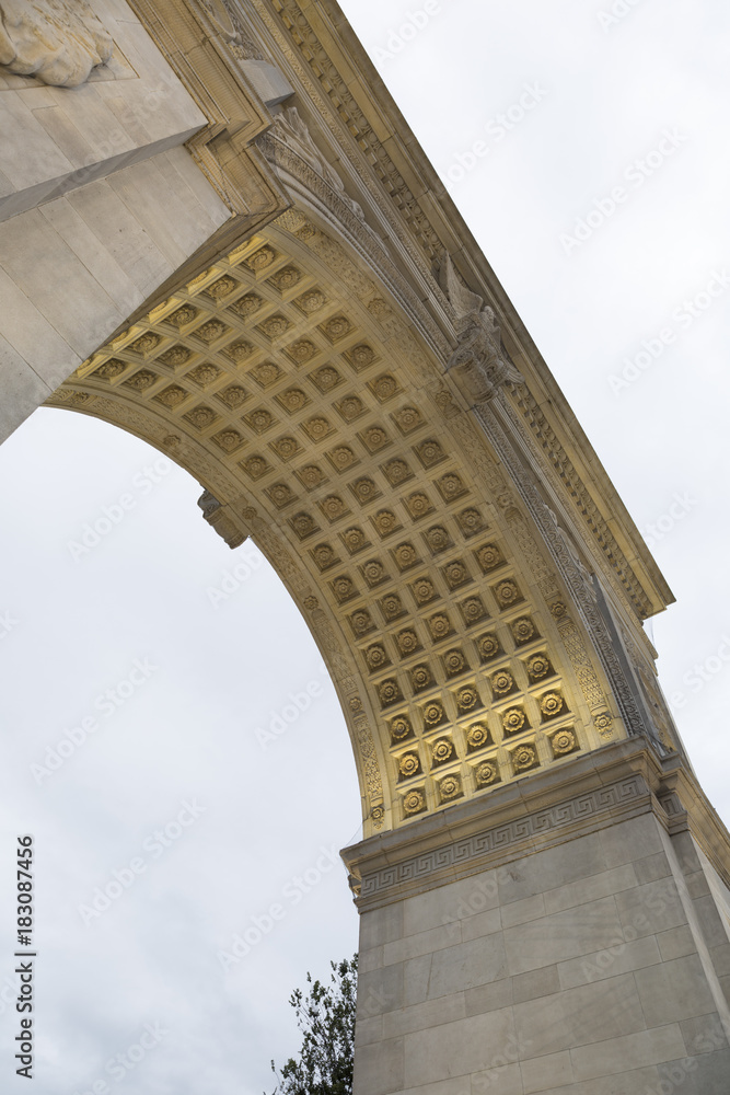 Fototapeta premium Low Angle View Washington Square Monument Greenwich Village, Manhattan, New York City