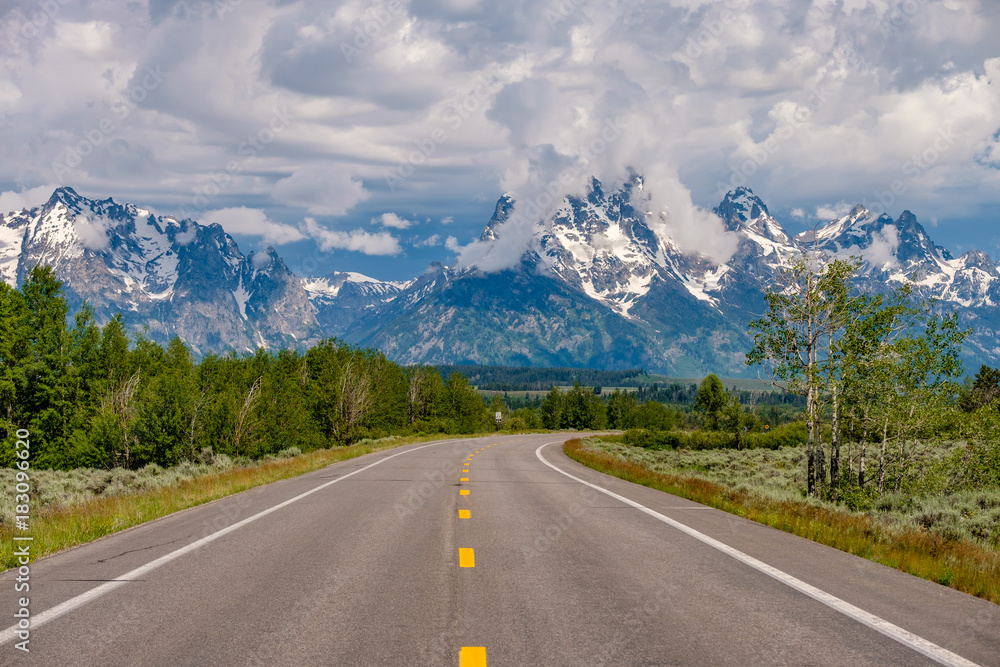 Naklejka premium Highway in Grand Teton National Park