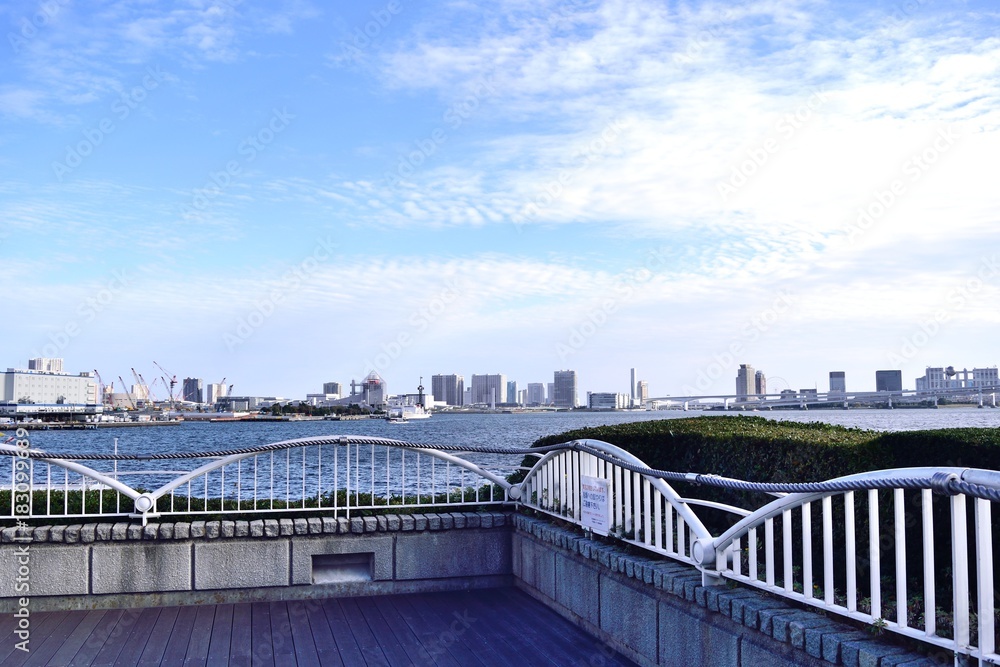 竹芝桟橋 ベイエリア都市風景