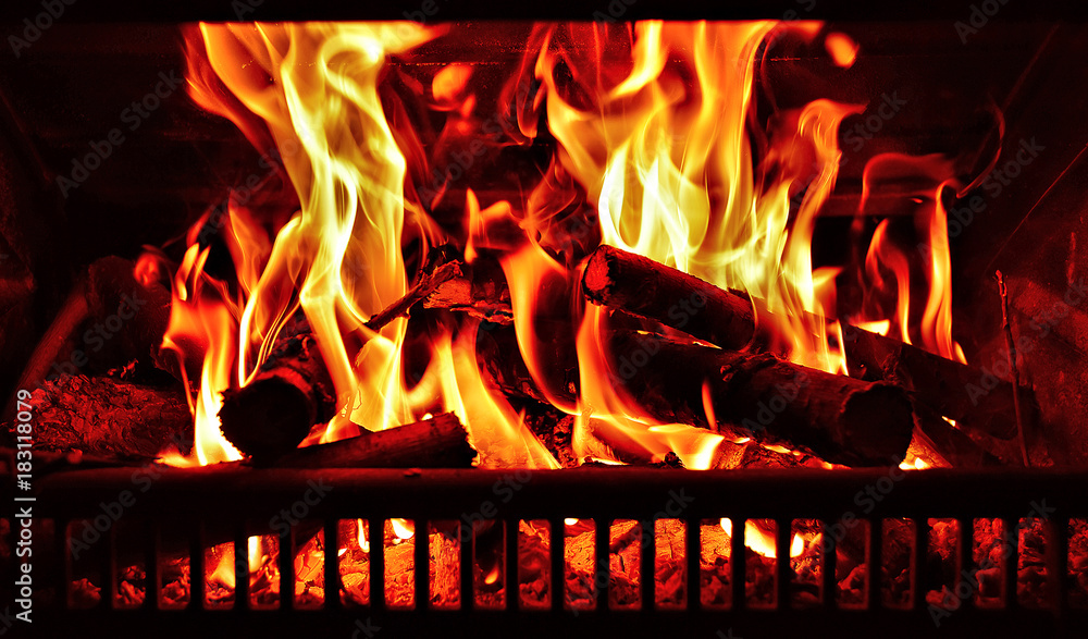 List in the fire. Дизайн парной с огнём каминна пар. List in the fire. Огонь картинка. List in the fire.