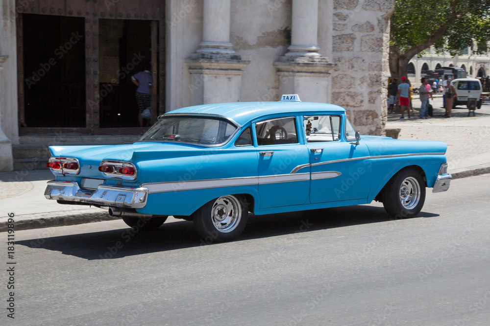 Sehr schöner Oldtimer auf Kuba (Karibik) Sehr schöner Oldtimer auf Kuba (Karibik)