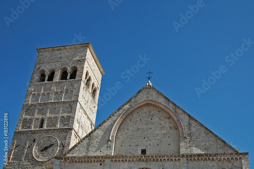 Assisi, la cattedrale di San Rufino photo