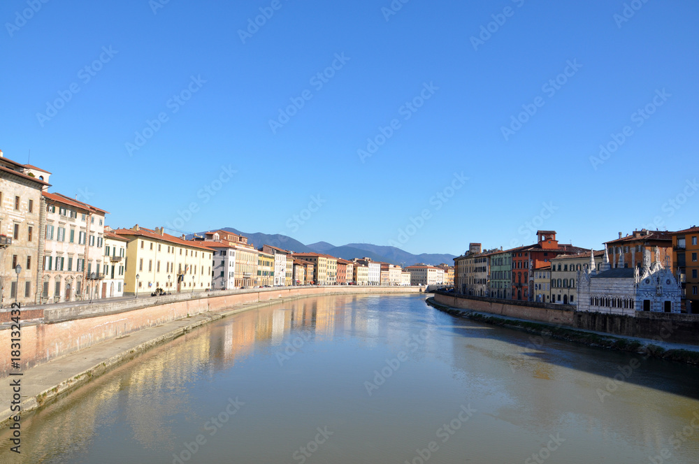 Rio Arno in Pisa