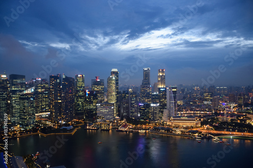 シンガポールの夜景 © LEPANNEAU