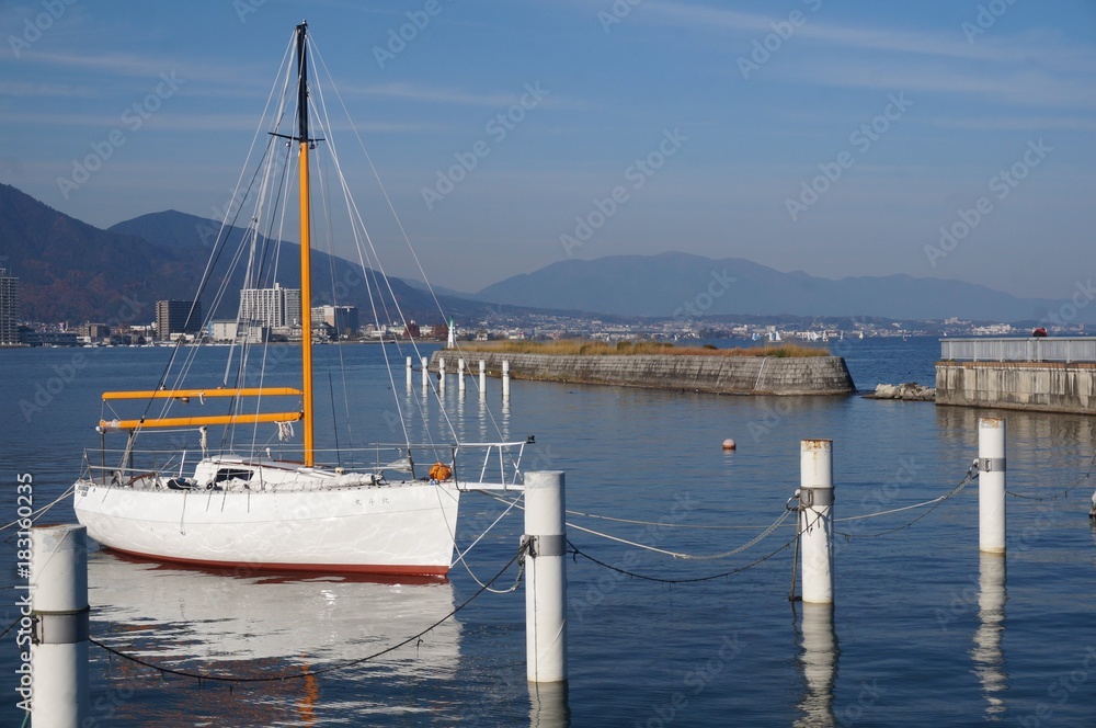 Fototapeta premium 琵琶湖大津港