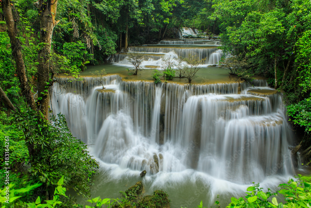 Huai-mae-kha-min waterfall, Beautiful waterwall in nationalpark of Kanchanaburi province, ThaiLand. Huai-mae-kha-min waterfall, Beautiful waterwall in nationalpark of Kanchanaburi province, ThaiLand.