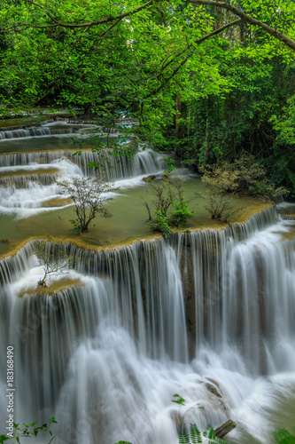 Fototapeta Naklejka Na Ścianę i Meble -  Huai-mae-kha-min waterfall, Beautiful waterwall in nationalpark of Kanchanaburi province, ThaiLand.