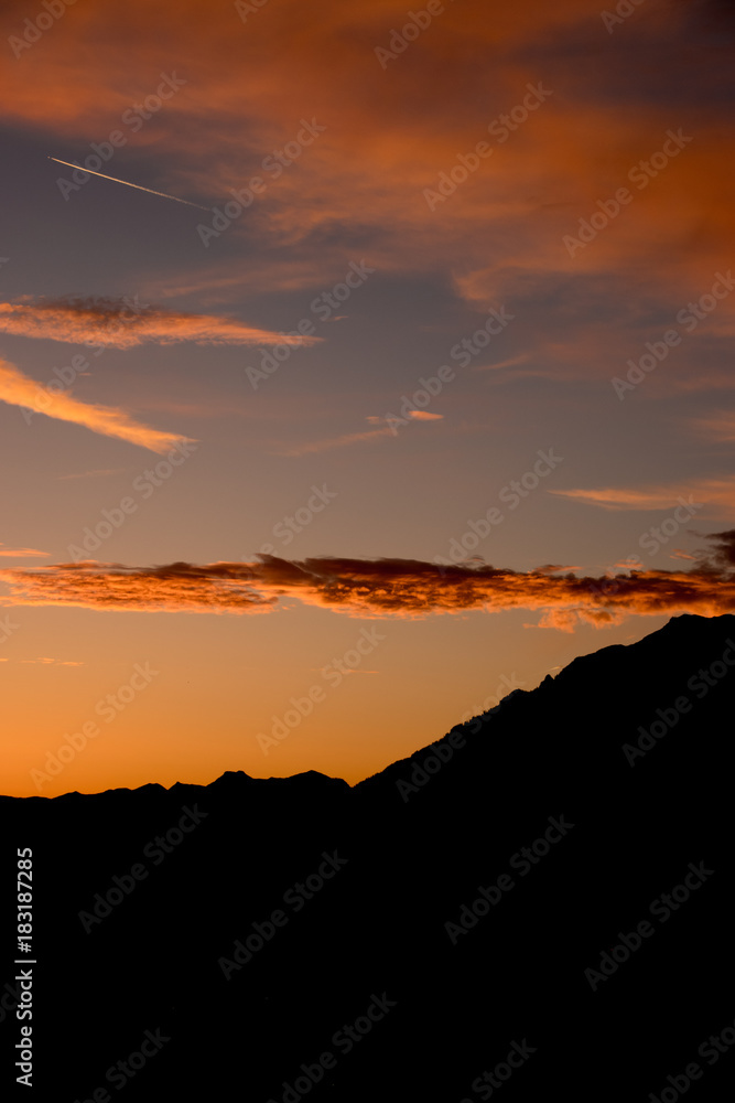 Sonnenaufgang in den Alpen