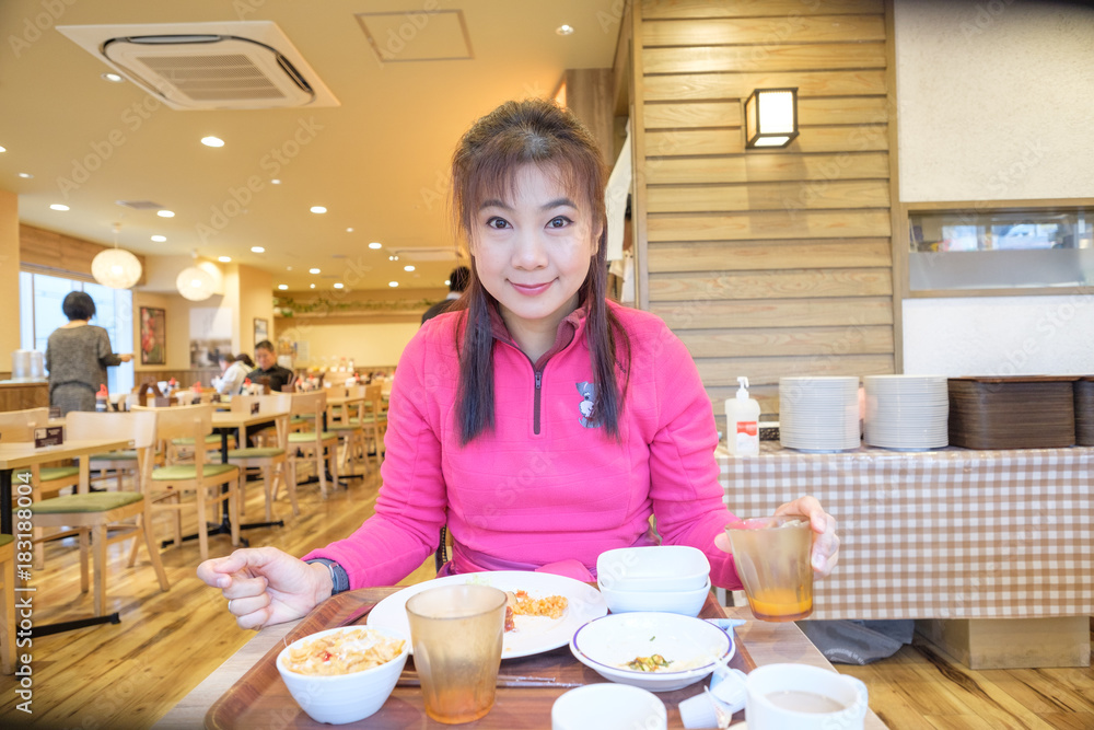 eat breakfast eat breakfast
