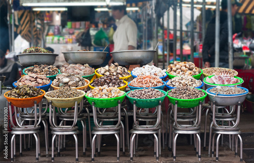 Fototapeta seafood at food market in Vietnam